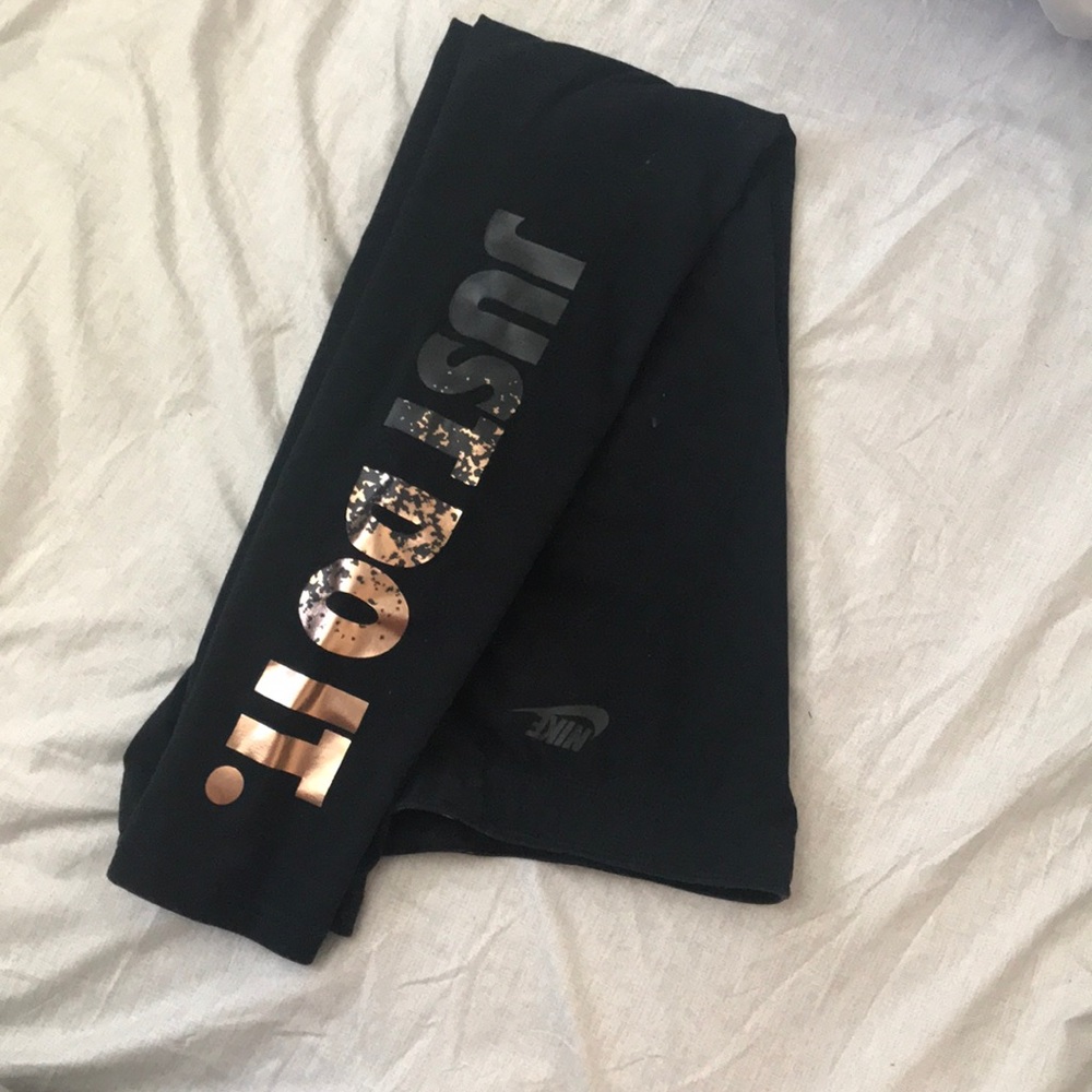 Nike leggings